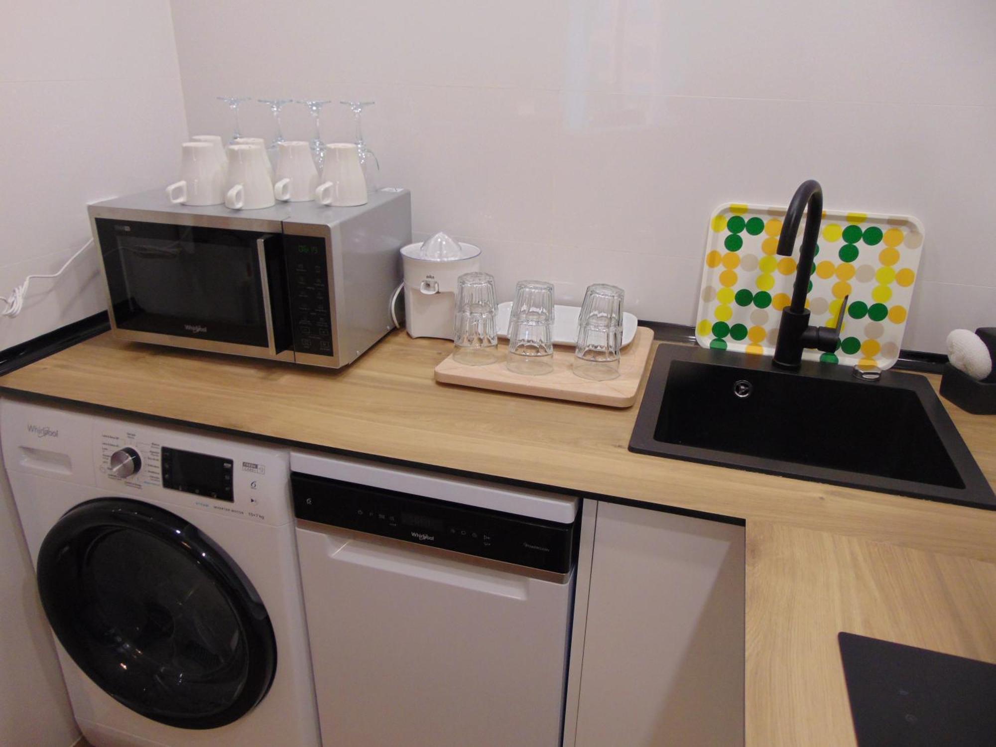 Apartament Airport Plenilunio Beige