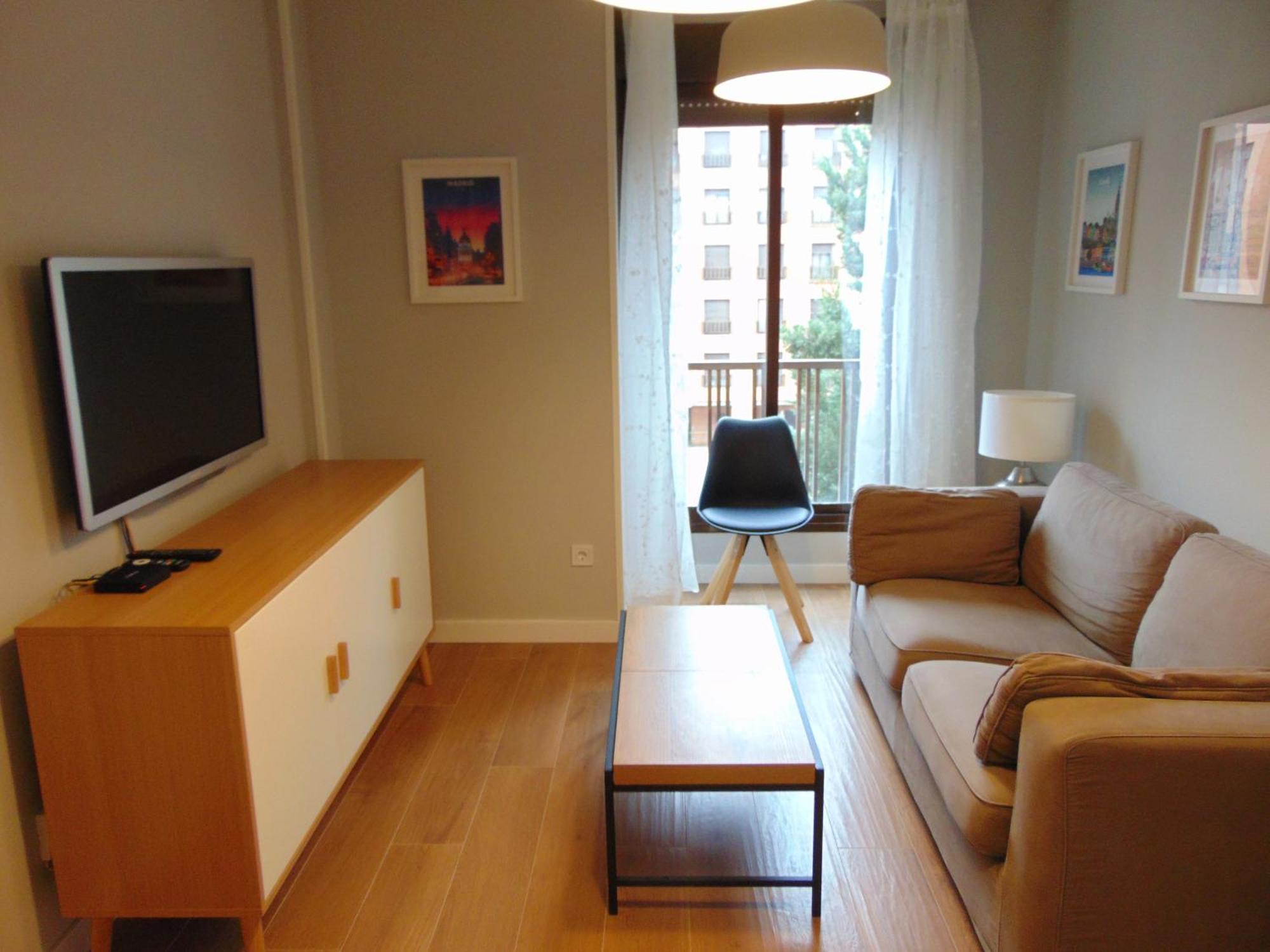 Airport Plenilunio Beige Appartamento Madrid